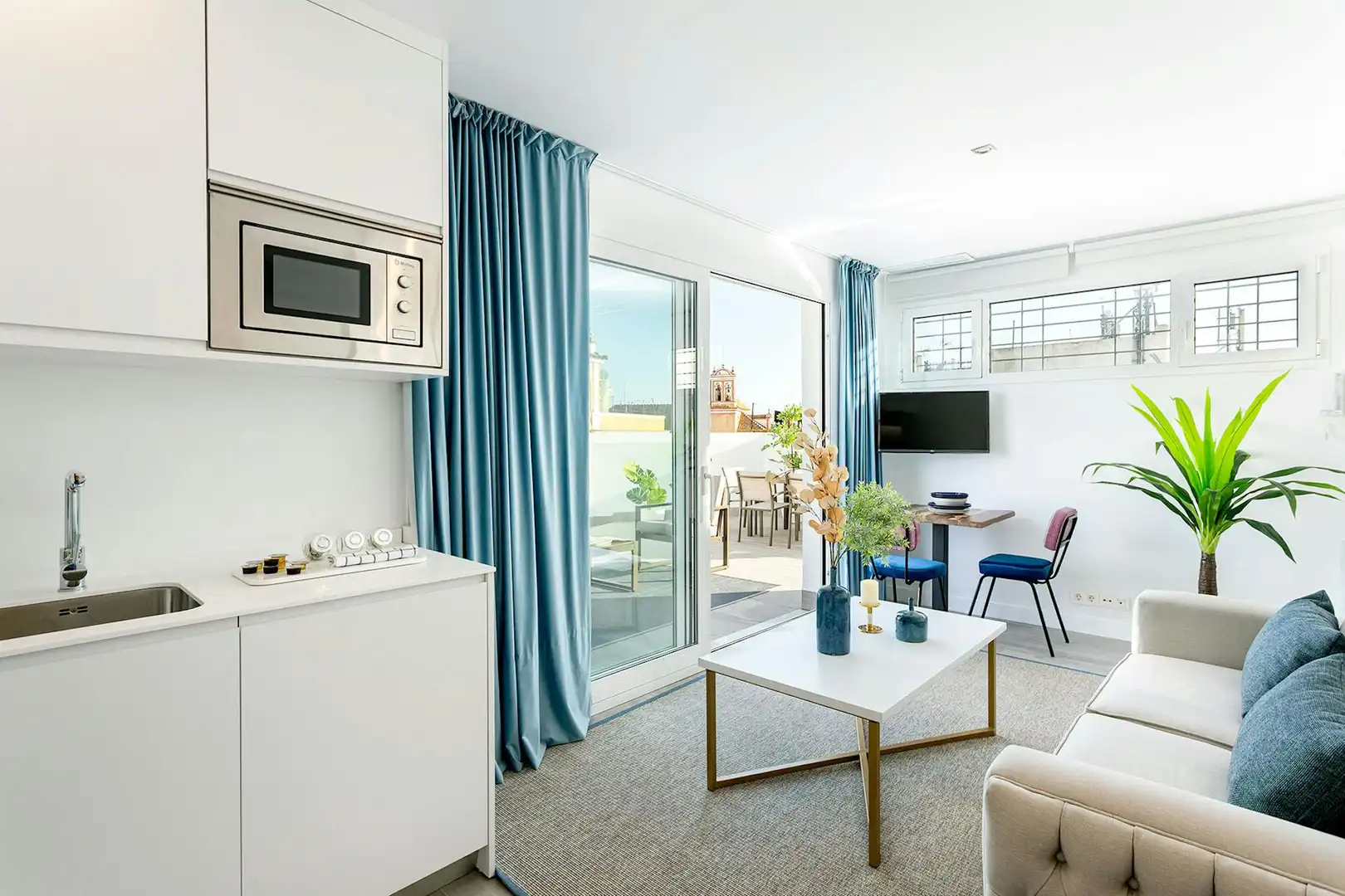 Wohnzimmer von Wohnung zur Miete in Sevilla mit Klimaanlage, Heizung und Waschmaschine