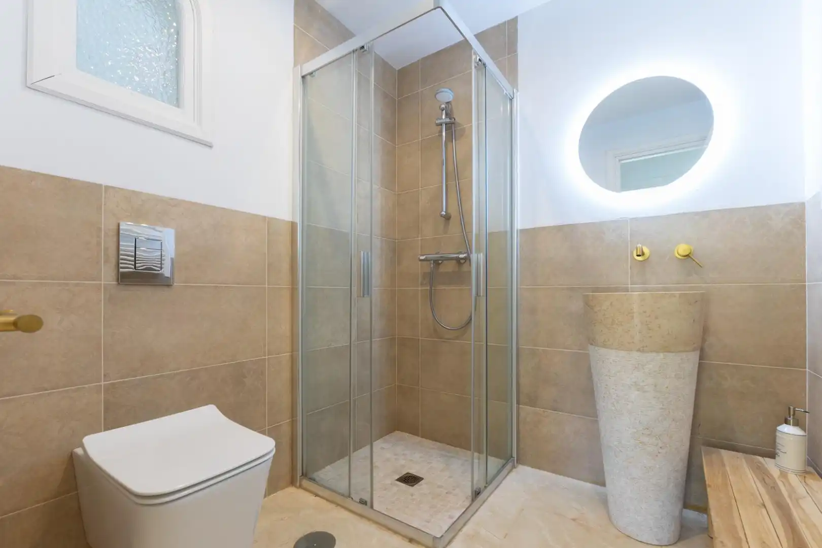 Bathroom of Detached homes for sale in Mijas