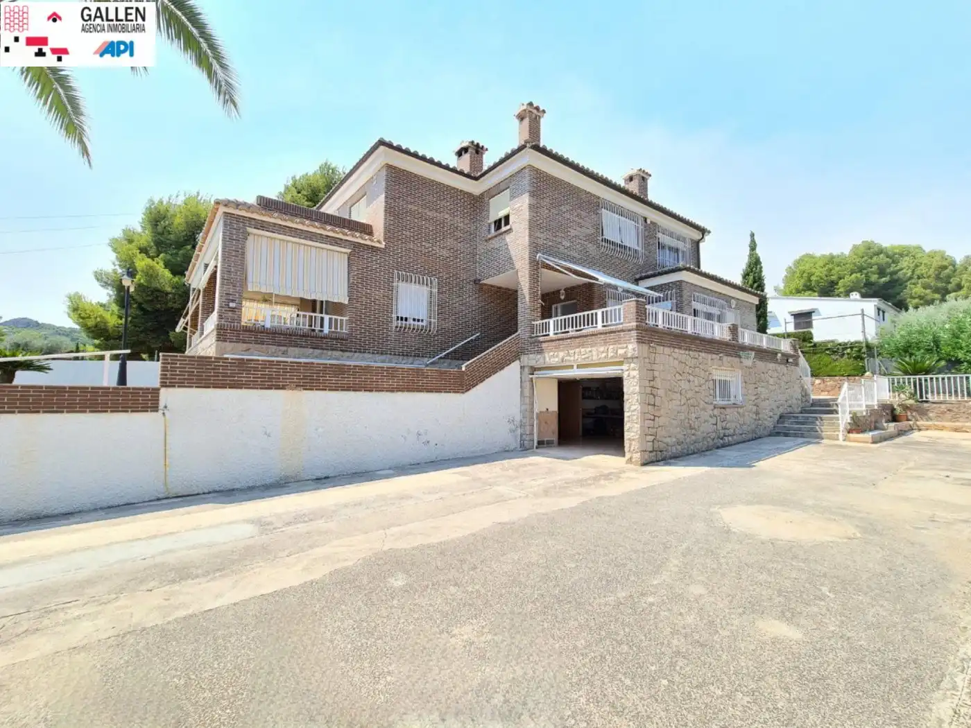 Casa o xalet en venda a Montornés - Las Palmas - El Refugio