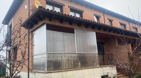 Photo 2 of Single-family semi-detached to rent in Garrafe de Torío, León