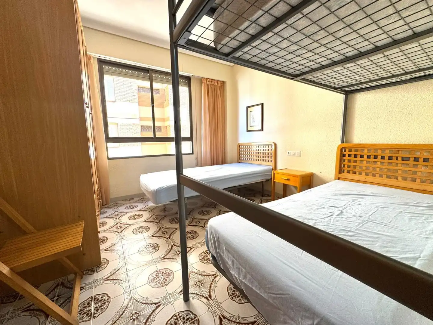 Schlafzimmer von Wohnungen zum Verkauf in Benicasim / Benicàssim mit Terrasse, Möbliert und Gemeinschaftspool
