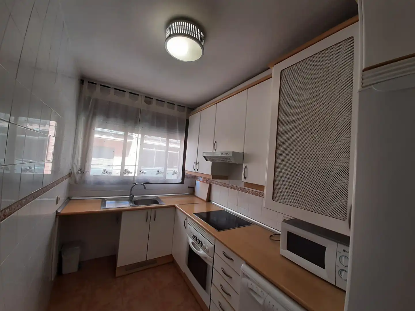 Cuina de Pis de lloguer en Alcalá de Henares amb Aire condicionat, Calefacció i Parquet
