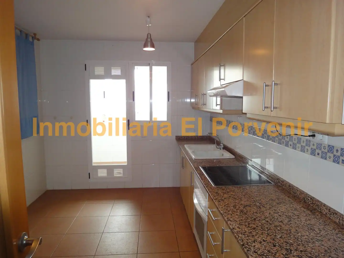 Cocina de Casa adosada en venta en Torrent con Calefacción, Jardín privado y Terraza