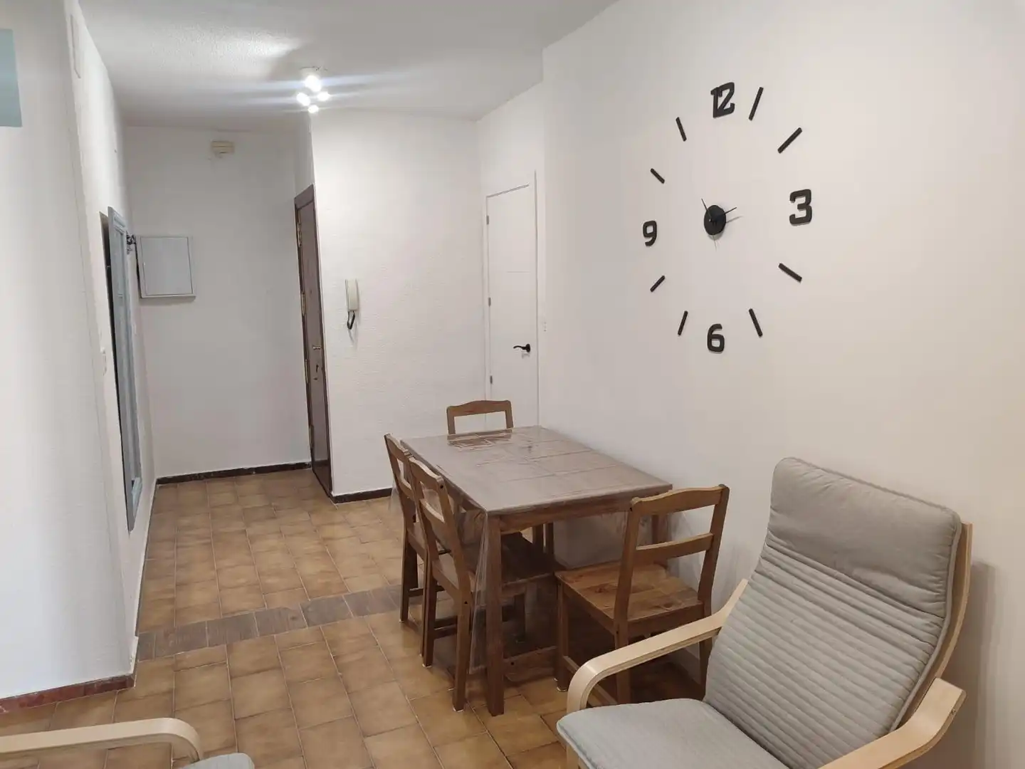 Piso con terraza en alquiler en Chana, imagen 3