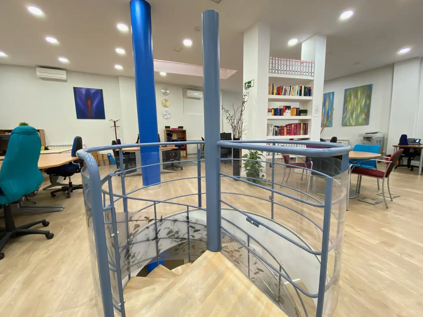 Office for rent in Madrid  with Air Conditioner, Heating and Balcony