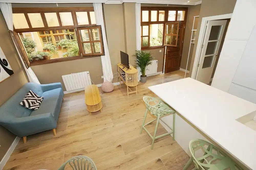 Flat for rent in Calle Bola, 2, Palacio
