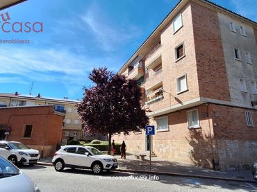 Pis amb balcó en venda a Calle TENIENTE OCHOA-DEL