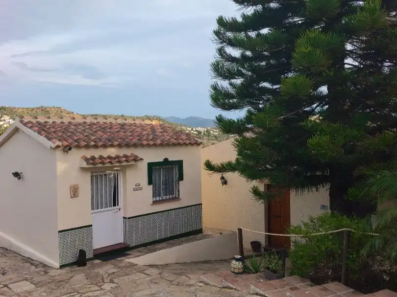 Houses for rent in Viñuela, Málaga