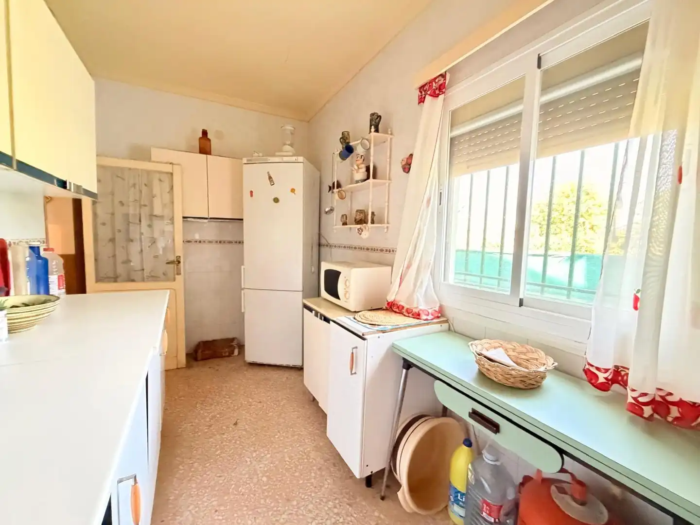 Cocina de Casa o chalet en venta en Valverde de Mérida con Jardín privado, Terraza y Trastero