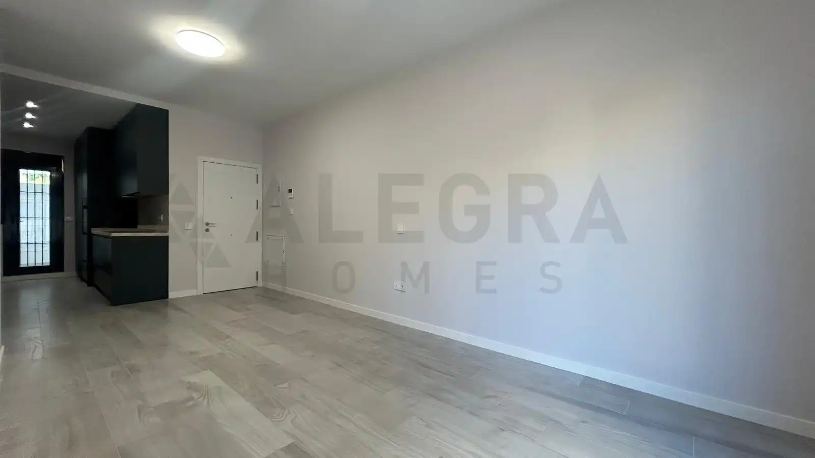 Flat for rent in Jerez de la Frontera  with Air Conditioner, Private garden and Community pool