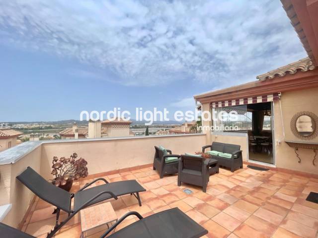 Piso en Venta en Caleta de Vélez