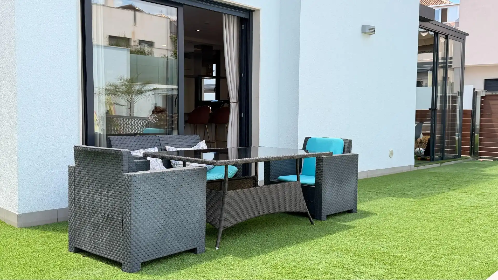 Terrace of Houses for sale in Torrevieja  with Air Conditioner, Private garden and Terrace