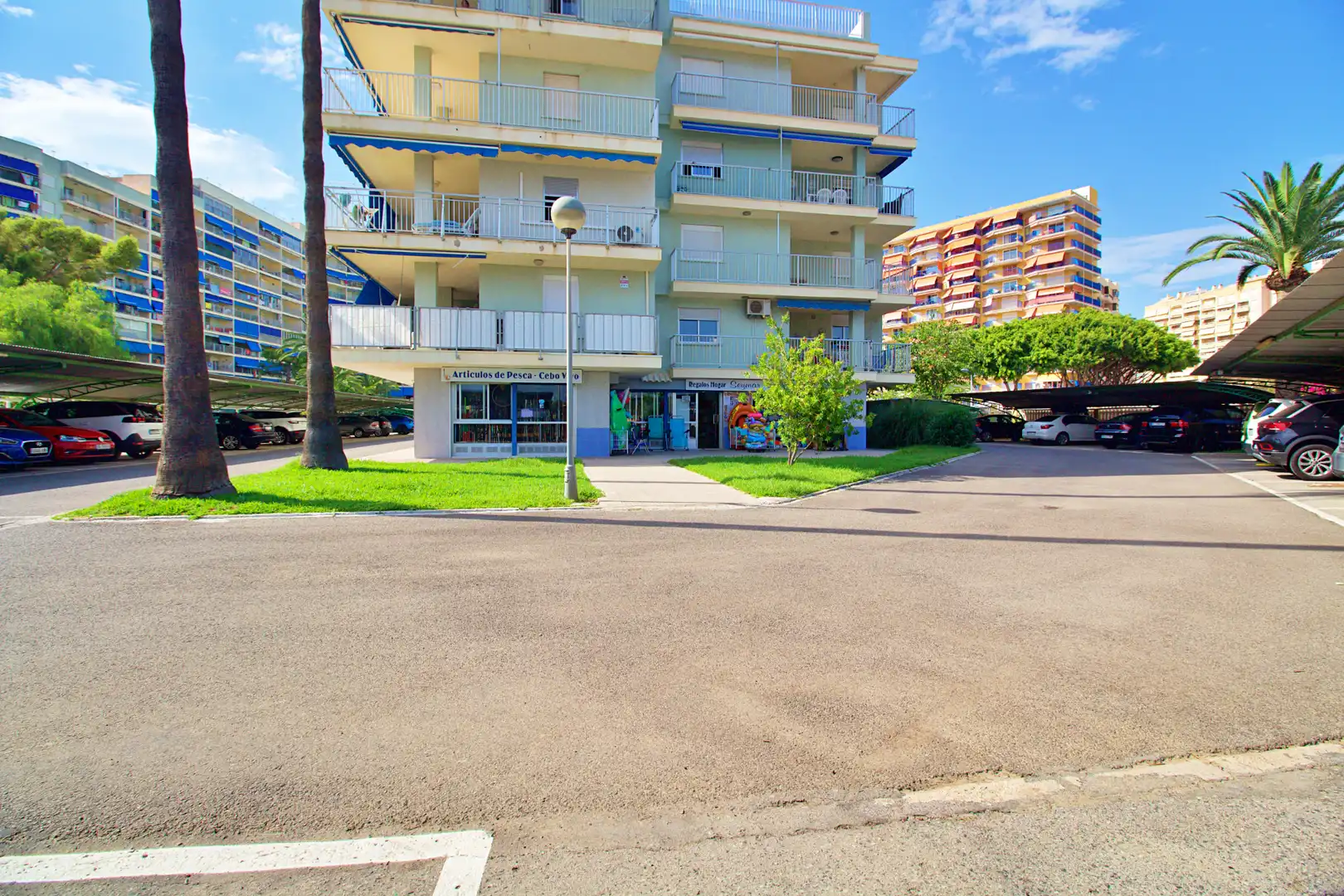 Local comercial en venda a Avenida Columbretes 18