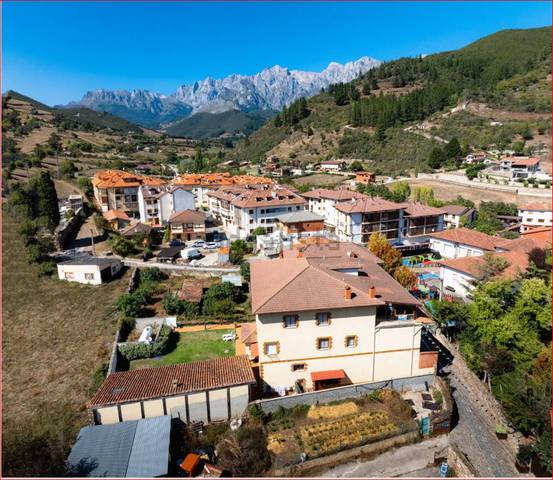 Edificio en Venta en general palacios en Potes