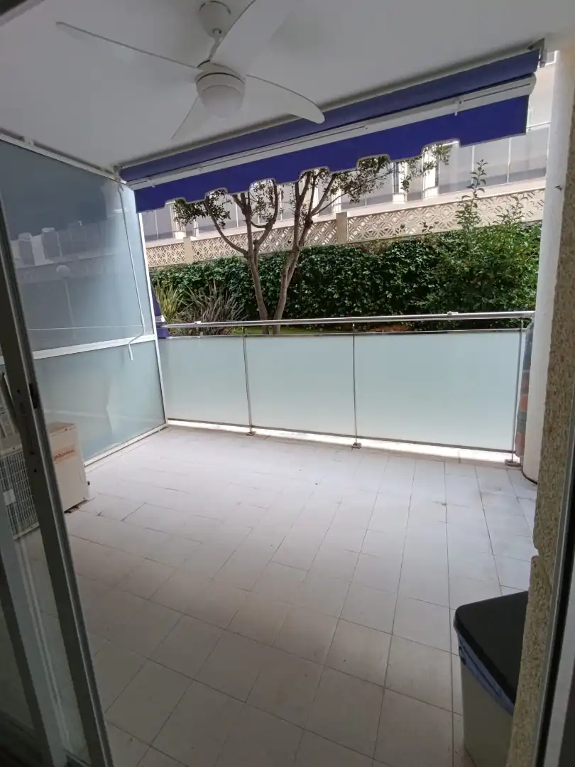 Terrasse von Wohnung zum Verkauf in Salou mit Klimaanlage, Möbliert und Ofen