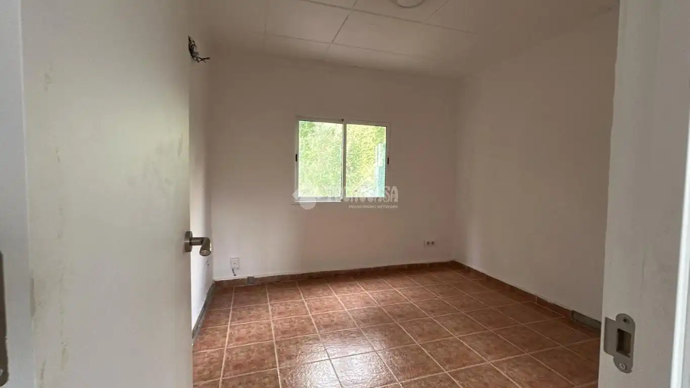 Dormitori de Casa o xalet en venda en Rubí amb Aire condicionat i Terrassa