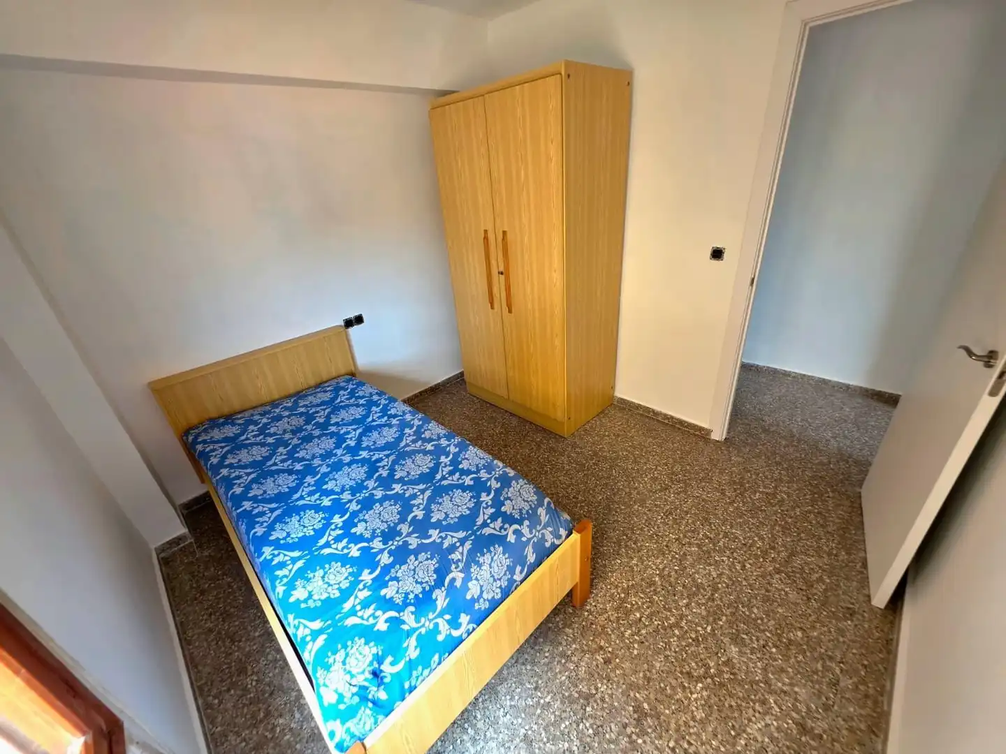 Habitación de Piso en venta en Castellón de la Plana / Castelló de la Plana con Terraza