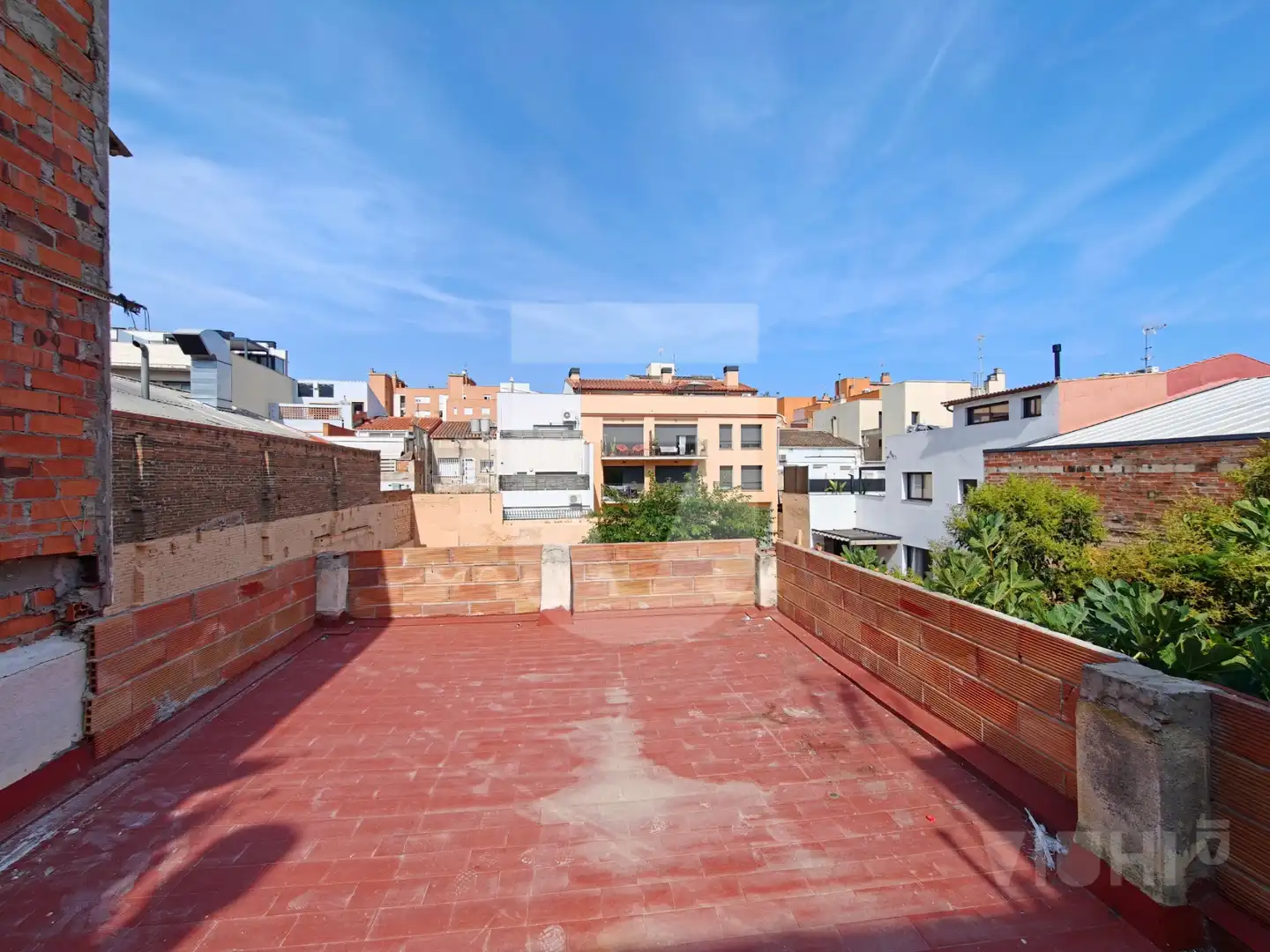 Terrassa de Edifici en venda en Montgat amb Alarma