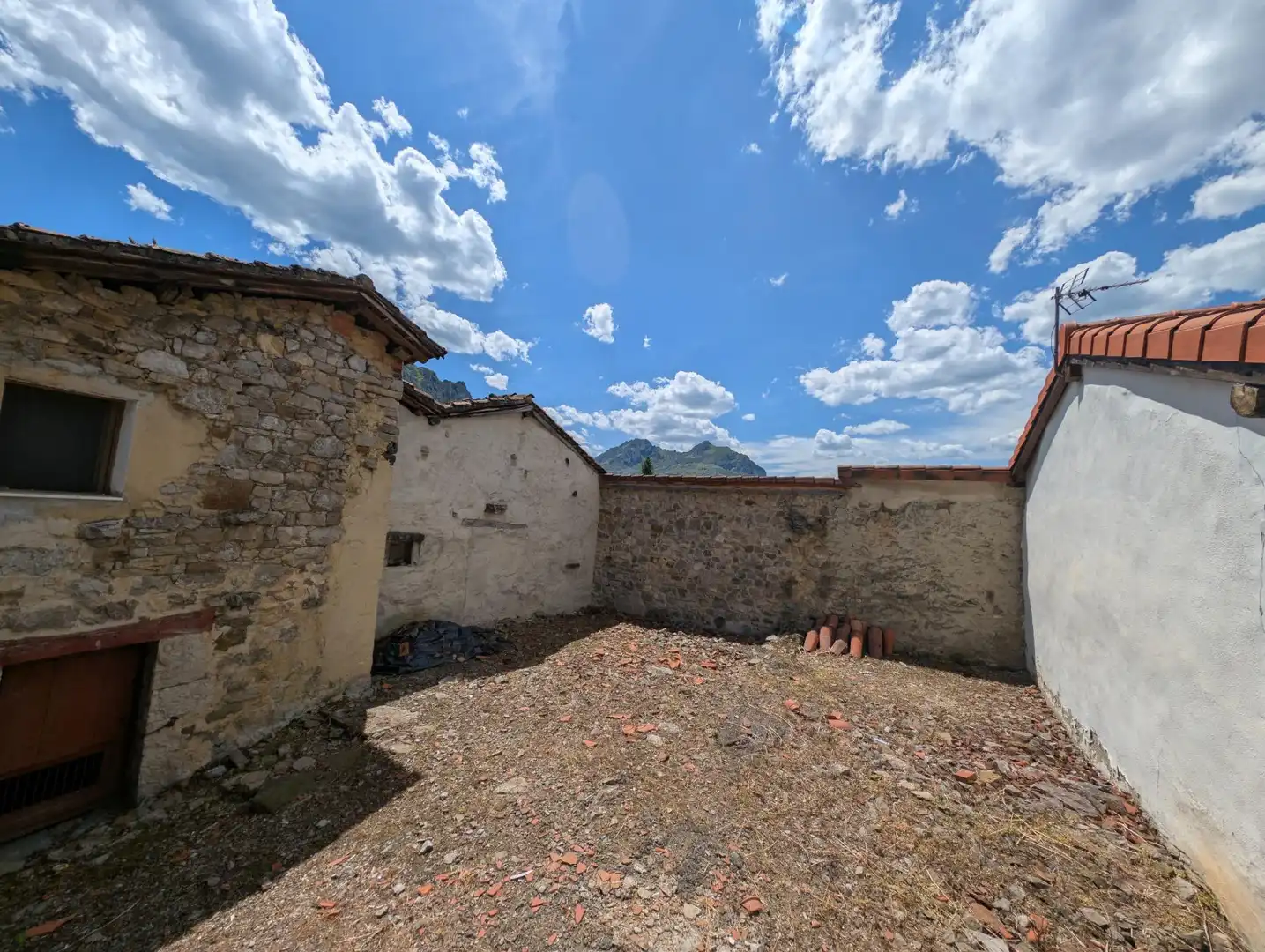 Vista exterior de Casa o chalet en venta en Proaza con Jardín privado
