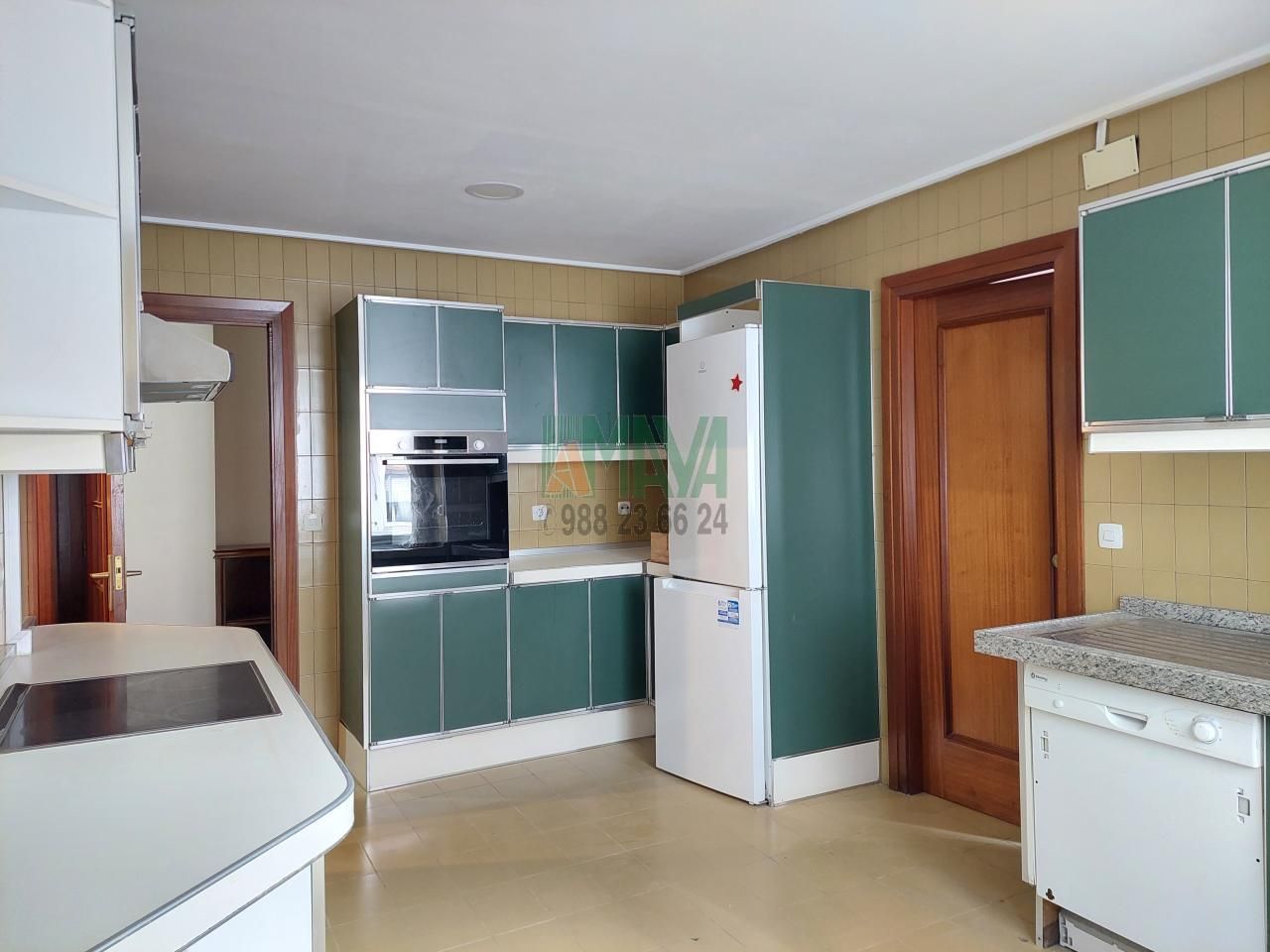 Kitchen of Flat for sale in Ourense Capital   with Heating, Parquet flooring and Storage room