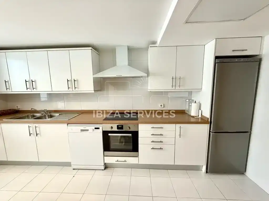 Cuina de Casa o xalet de lloguer en Eivissa amb Aire condicionat