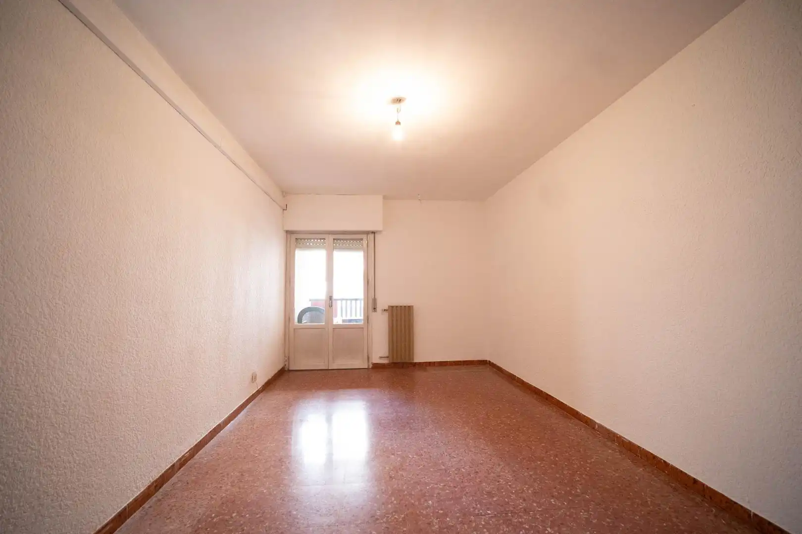 Sala d'estar de Pis en venda en Zaragoza amb Aire condicionat, Calefacció i Traster