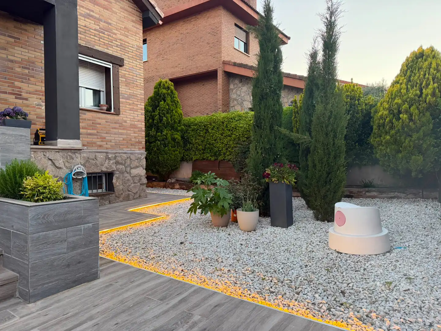 Terrassa de Casa o xalet en venda en Becerril de la Sierra amb Aire condicionat, Calefacció i Jardí privat