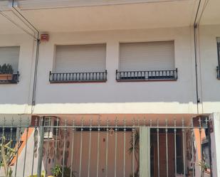 Exterior view of Single-family semi-detached for sale in Vinaròs  with Air Conditioner and Terrace