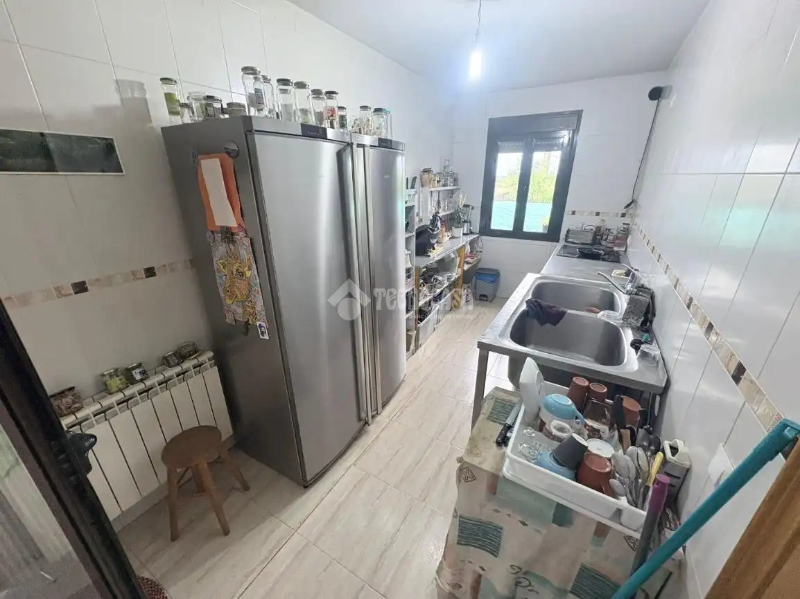 Cocina de Casa adosada en venta en Velada con Aire acondicionado, Calefacción y Jardín privado
