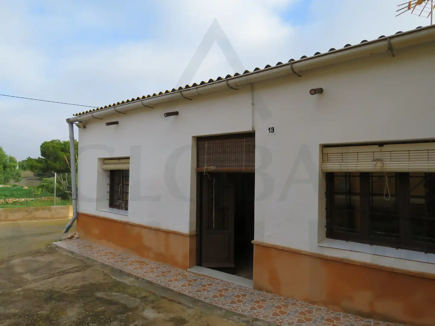 Vista exterior de Casa o xalet en venda en Cartagena amb Jardí privat i Traster