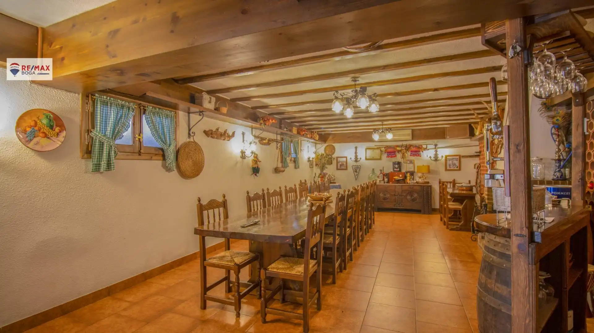 Casa o xalet en venda en Oyón-Oion amb Aire condicionat, Jardí privat i Parquet