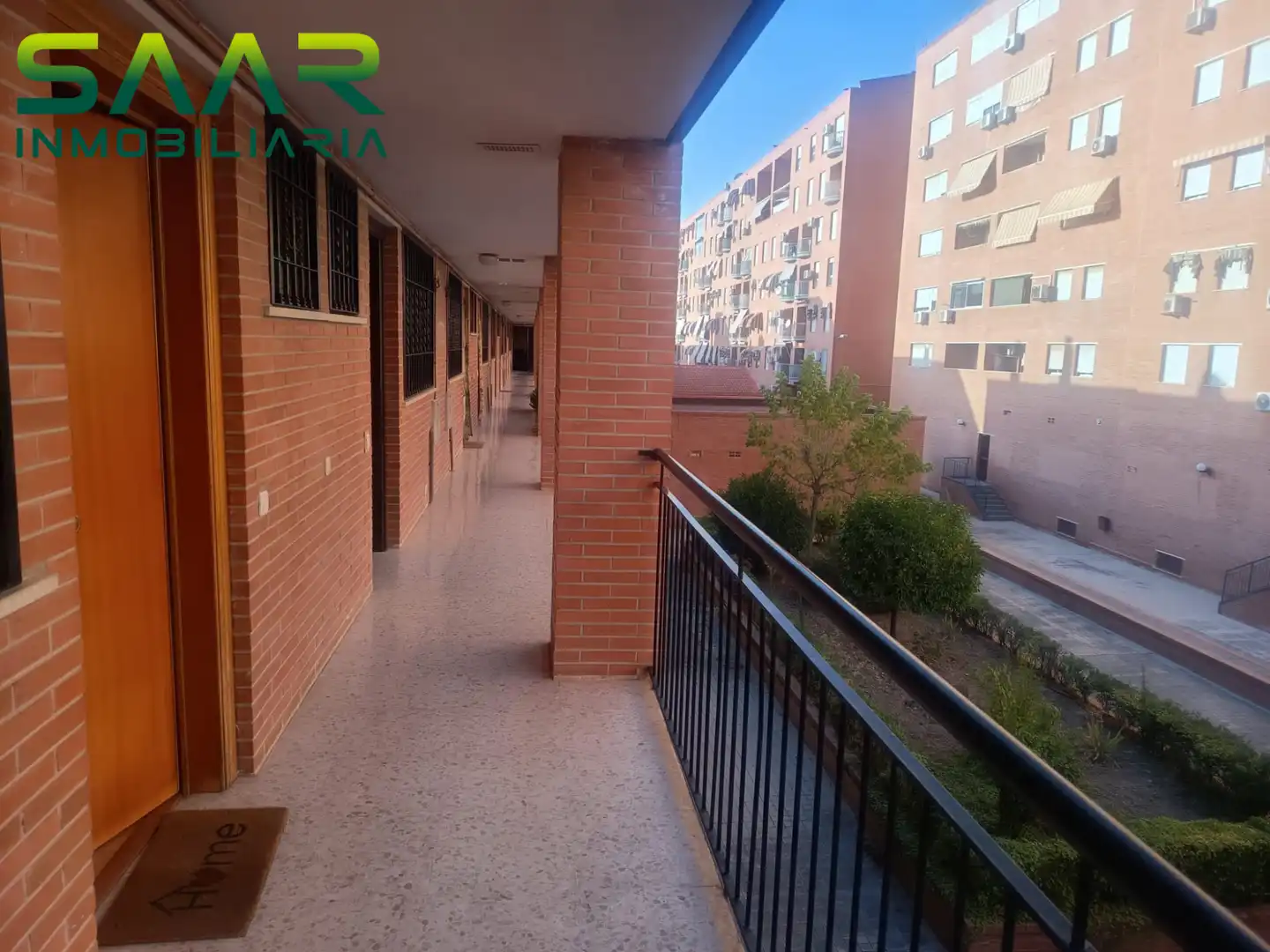 Vista exterior de Dúplex en venta en Granada con Aire acondicionado, Calefacción y Trastero