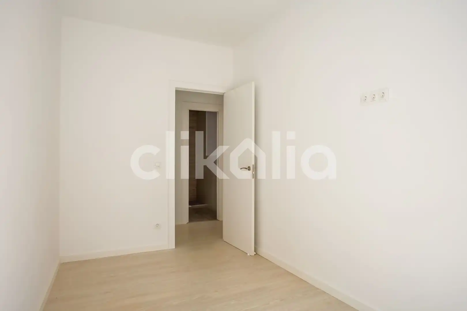 Bedroom of Flat for rent in Madrid