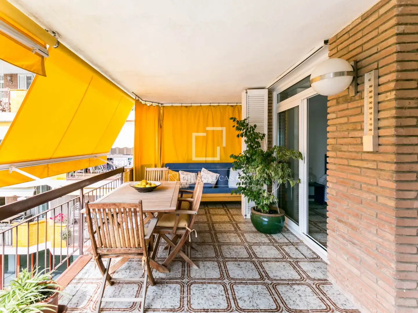 Terrasse von Wohnung zum Verkauf in Castelldefels mit Heizung, Privatgarten und Terrasse