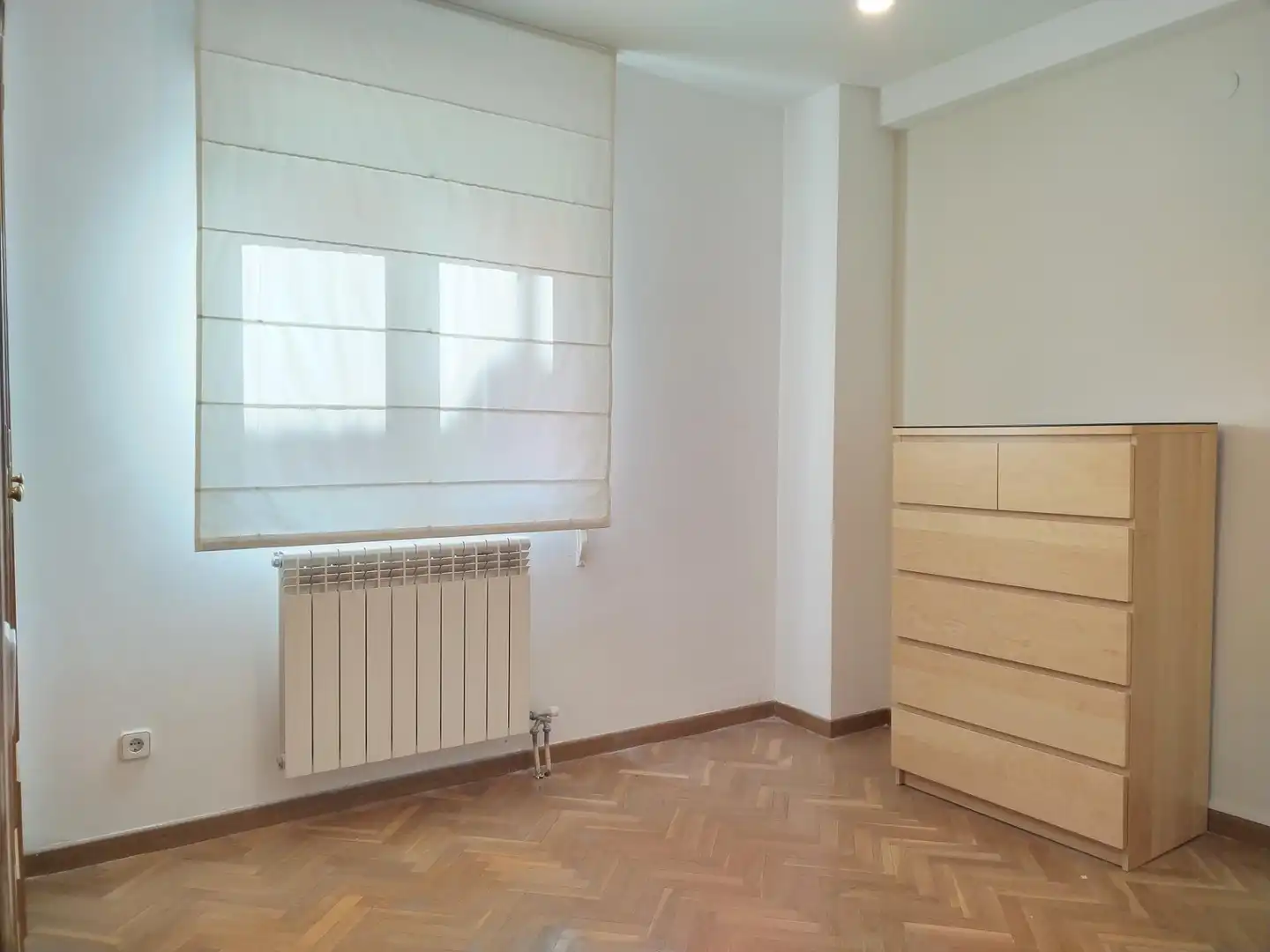 Bedroom of Flat for rent in Arganda del Rey  with Air Conditioner, Heating and Private garden