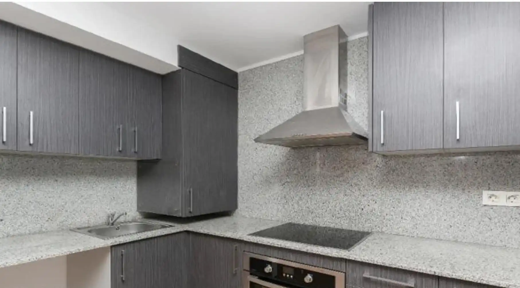 Kitchen of Apartments for sale in Terrassa  with Balcony