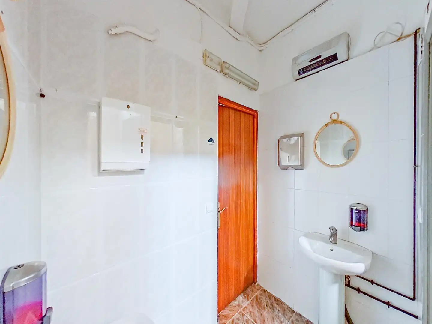 Local comercial en venda a Trobajo del Camino, imagen 4