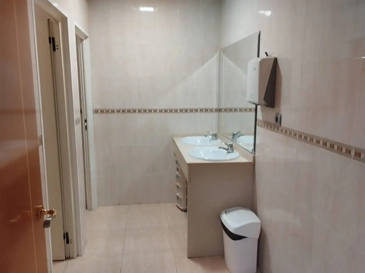 Baño de Nave industrial en venta en Alaquàs con Calefacción