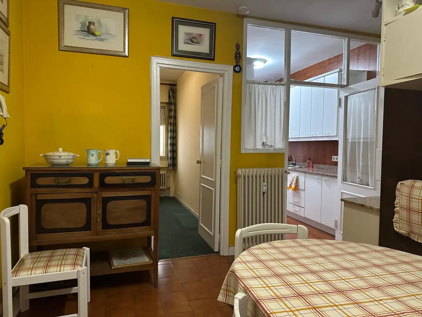 Kitchen of Flat for sale in Madrid  with Parquet flooring, Terrace and Storage room