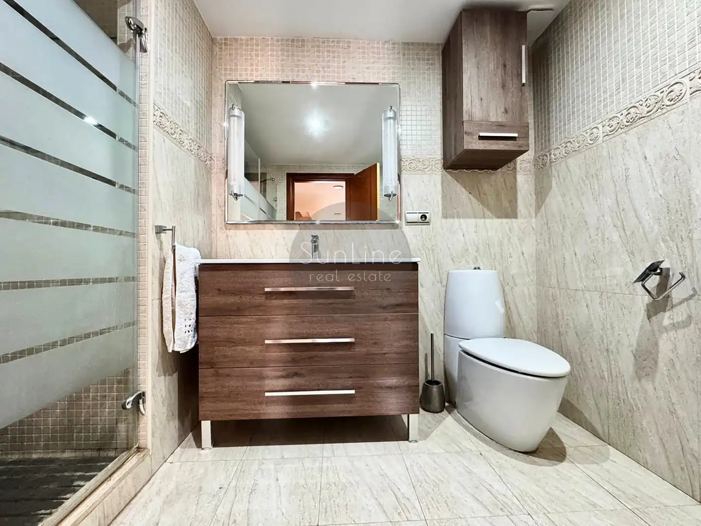 House with pool for sale in Carrer Font de la Carrasquera, imagen 154