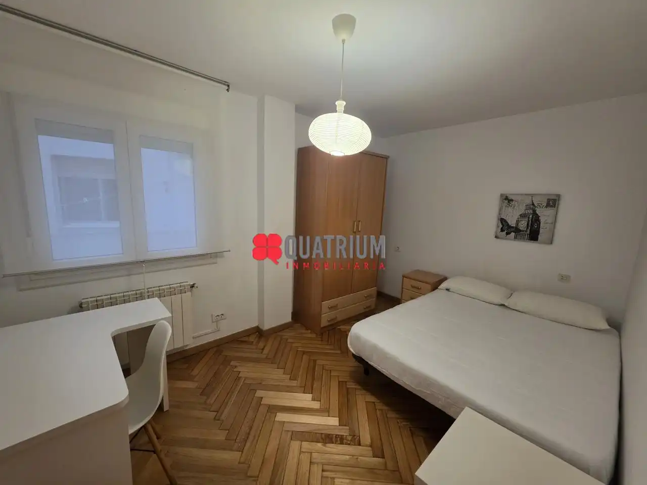Flat for rent in Avenida de Rosalía de Castro, Ensanche - Sar