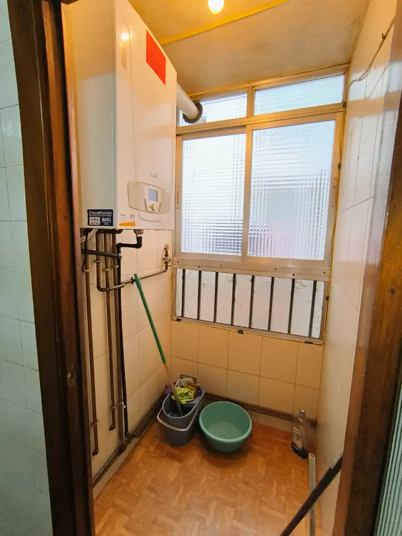 Baño de Piso en venta en Palencia con Calefacción, Parquet y Terraza