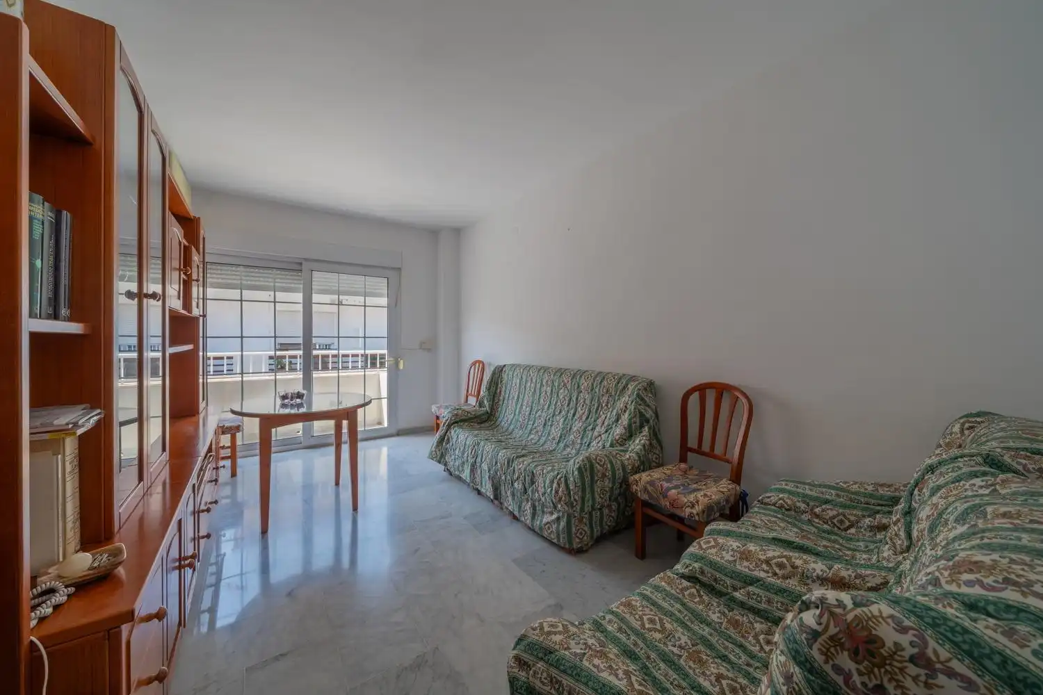 Habitación de Ático en venta en Motril con Aire acondicionado y Balcón