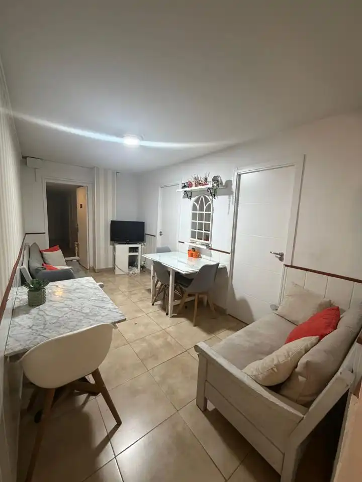 Sala de estar de Piso para compartir en Madrid con Amueblado