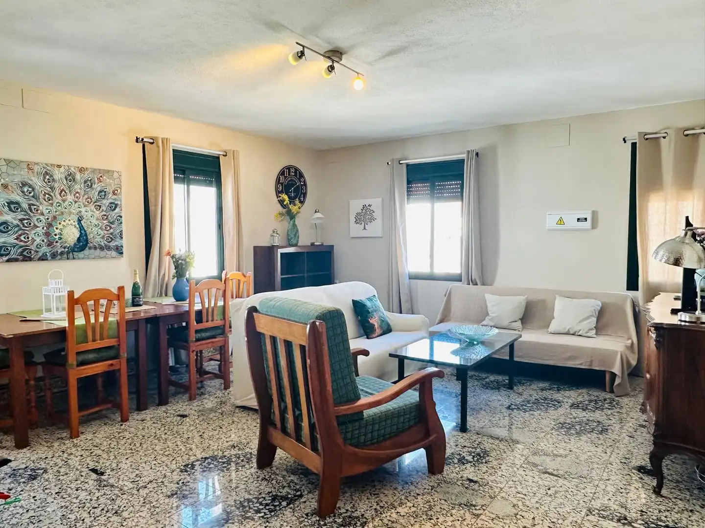 Living room of Flat for sale in Aracena  with Air Conditioner, Furnished and Oven