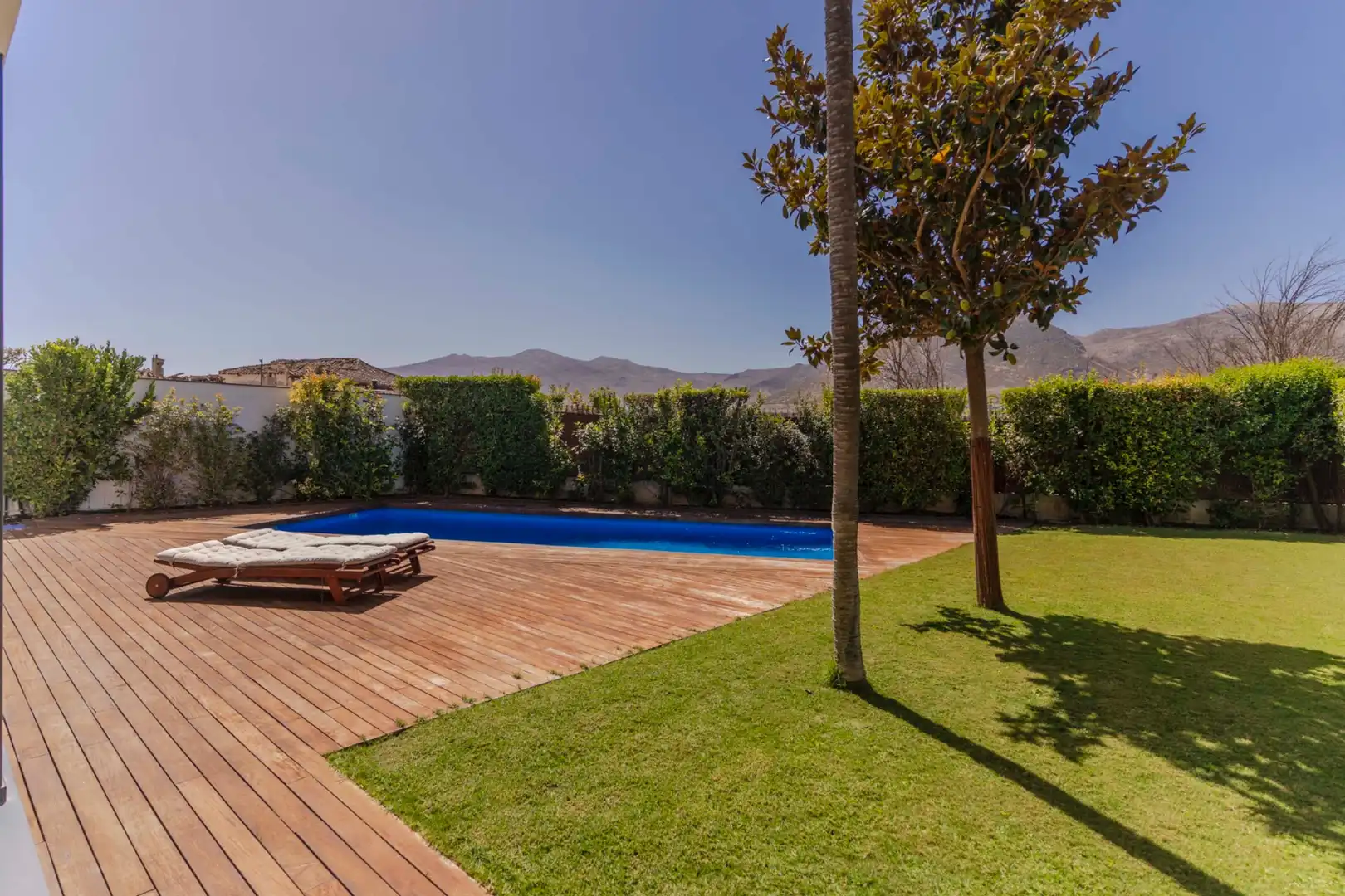 Jardí de Casa o xalet en venda en Loja amb Aire condicionat, Calefacció i Jardí privat