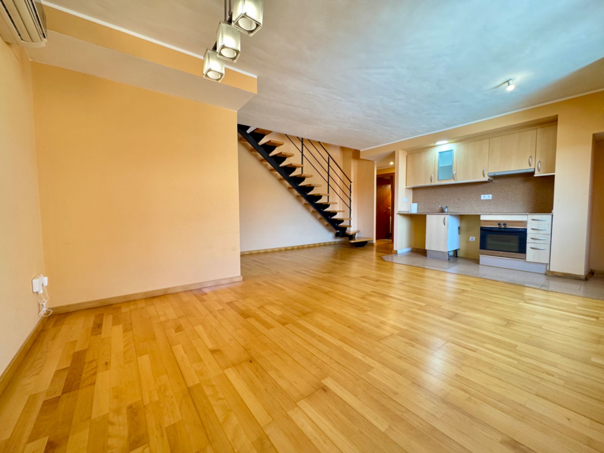 Dúplex en venda en Gelida amb Calefacció, Parquet i Forn