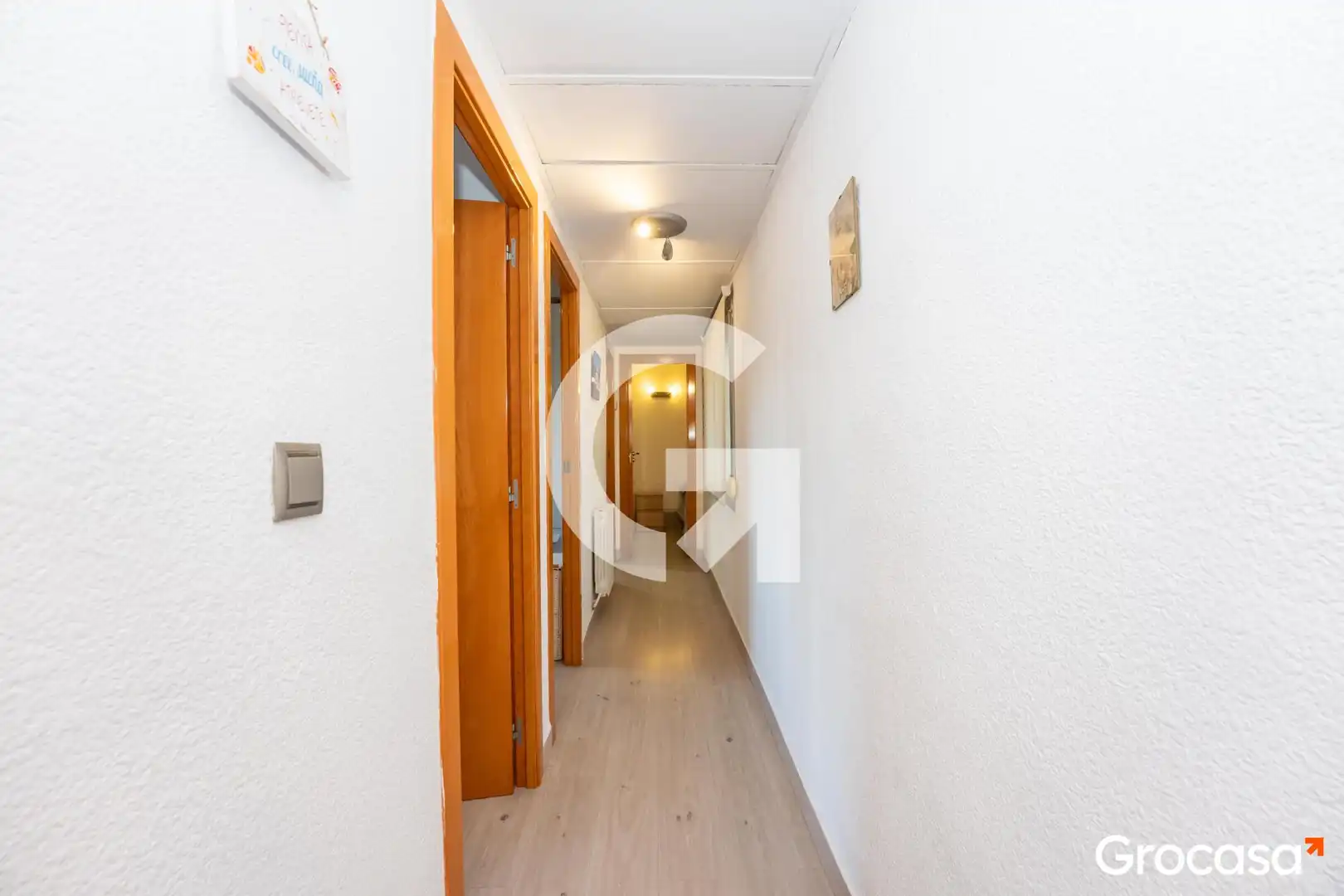 Dachboden zum Verkauf in Cornellà de Llobregat mit Klimaanlage, Heizung und Terrasse