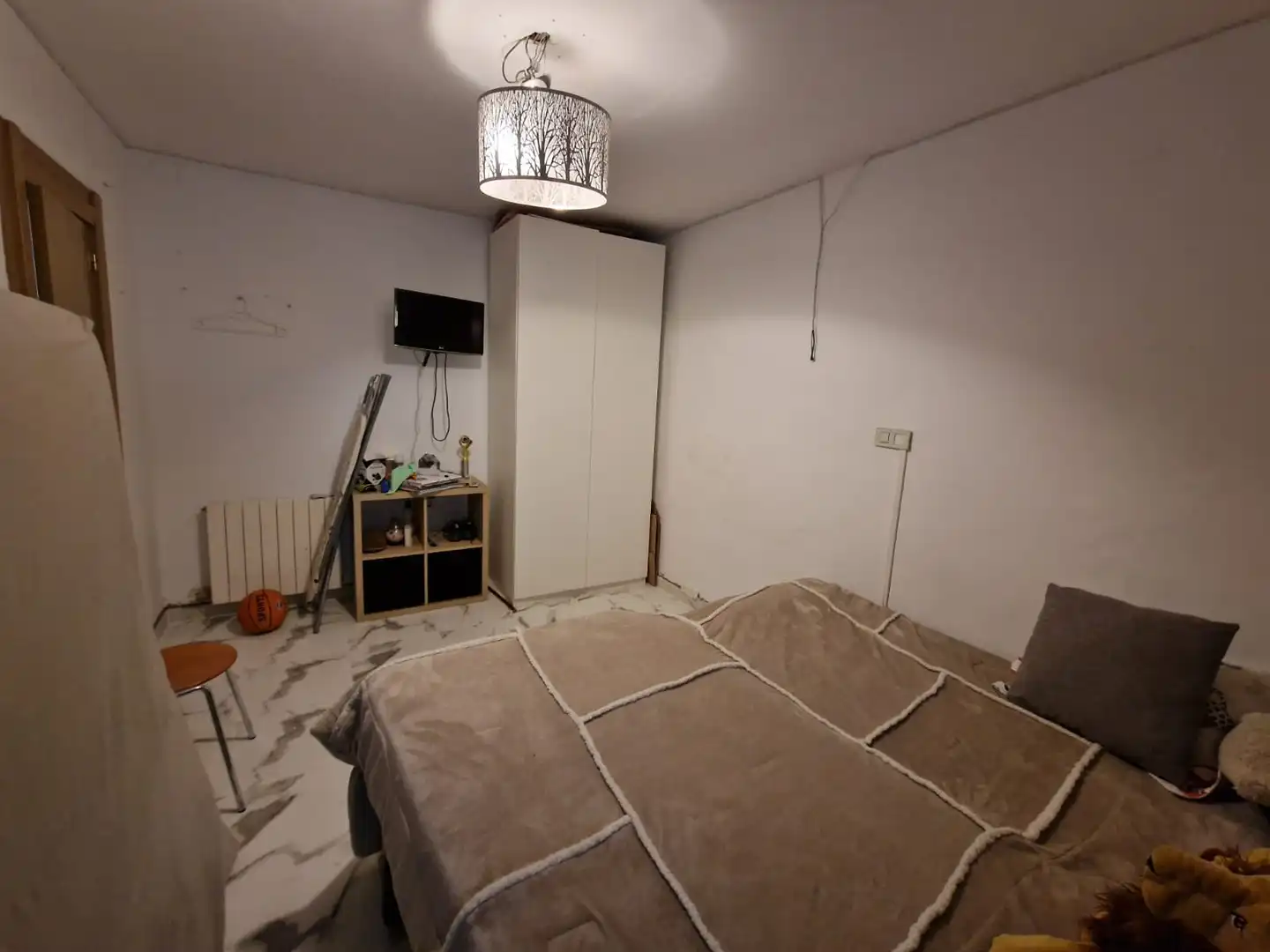 Habitación de Piso en venta en Badalona con Trastero, Horno y Balcón