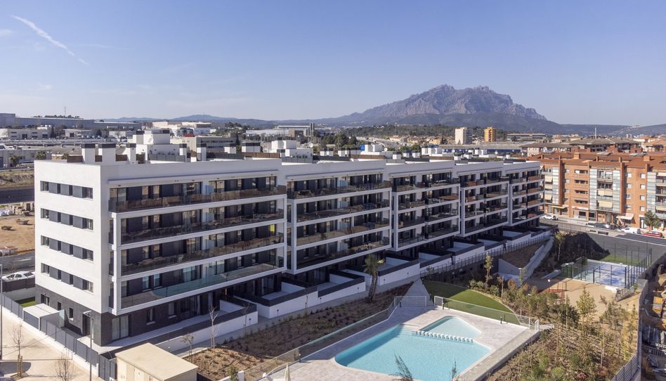 Foto 1 de Piso en venta en Torrentet Rosers Lluis Companys Martorell, Abrera, Barcelona